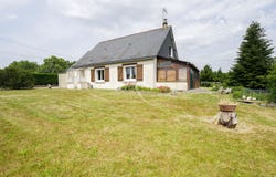 GUILLIERS, Brittany 56490