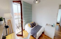 Rue Garibaldi, Lyon, Auvergne-Rhône-Alpes 69007