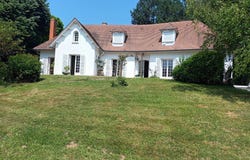 Saint-Vallier, Burgundy 71230