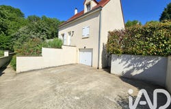 Houx, Centre-Val de Loire 28130