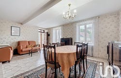 Châtel-Censoir, Bourgogne-Franche-Comté 89660