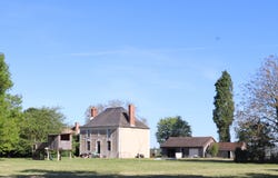 Hommes, Centre-Val de Loire 37340
