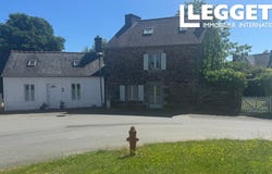 Plounévez-Quintin, Brittany 22110