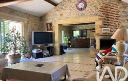 Saint-Cyprien, Nouvelle-Aquitaine 24220