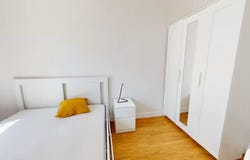 Rue Pétetin, Bron, Auvergne-Rhône-Alpes 69500