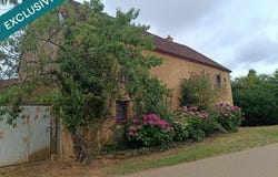 Saint-Amand-En-Puisaye, Bourgogne 58310