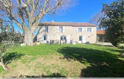 Camaret-sur-Aigues, Provence-Alpes-Côte-d'Azur 84850
