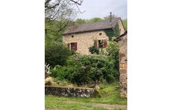 Chiddes, Burgundy 58170
