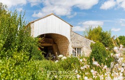 Saint-Porchaire, Poitou-Charentes 17250