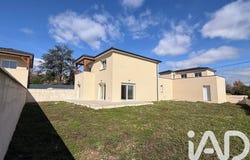Félines, Auvergne-Rhône-Alpes 07340