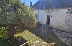 Moroges, Burgundy 71390