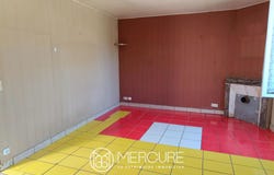 Civray, Poitou-Charentes 86400