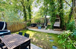 153 Avenue de la Bégude, Rousset, Bouches-du-Rhône 13790