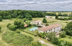 Vanzac, Poitou-Charentes 17500