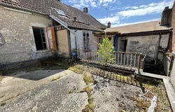 Coulanges-sur-Yonne, Bourgogne-Franche-Comté 89480