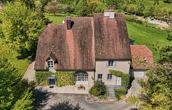 LONS LE SAUNIER, Bourgogne-Franche-Comté 39000