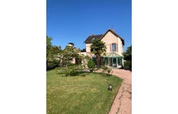Paray-le-Monial, Burgundy 71600