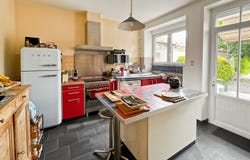 CHALLANS, Pays de la Loire 85300