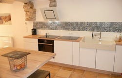 Salles-Courbatiès, Midi-Pyrénées 12260