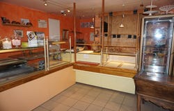 La Clayette, Burgundy 71800