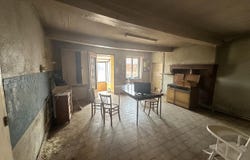 Melay, Burgundy 71340