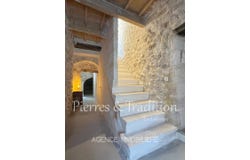 Oppède, Provence-Alpes-Côte d'Azur 84580