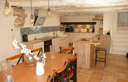 Salles-Courbatiès, Midi-Pyrénées 12260