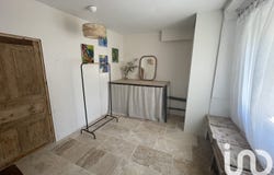Fons-sur-Lussan, Occitanie 30580