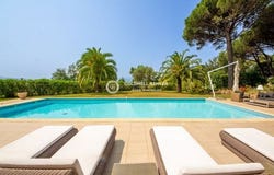 Grimaud, Provence-Alpes-Côte d'Azur 83310