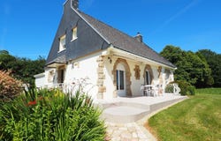 Camors, Brittany 56330
