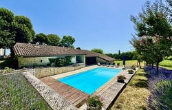 Saint-Colomb-De-Lauzun, Lot-Et-Garonne