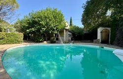 NIMES, Occitanie 30000