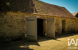 Guiler-sur-Goyen, Brittany 29710