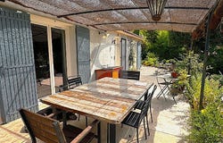Lagnes, Provence-Alpes-Côte d'Azur 84800