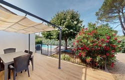 Rocbaron, Provence-Alpes-Côte d'Azur 83136
