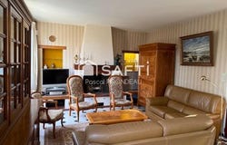 Bourgueil, Centre 37140
