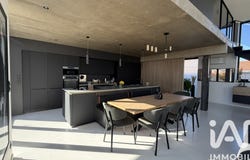 Veauche, Auvergne-Rhône-Alpes 42340