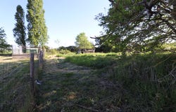 Hommes, Centre-Val de Loire 37340