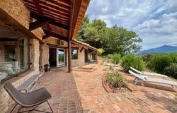 Suzette, Provence-Alpes-Côte d'Azur 84190