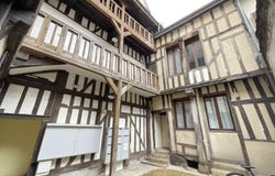 Troyes, Champagne-Ardennes 10000