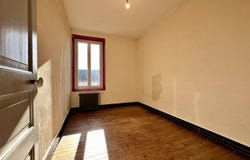 TREIGNAT, Auvergne-Rhône-Alpes 03380