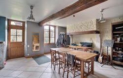 Turny, Burgundy 89570
