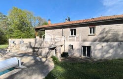 Saint-Martial-De-Valette, Aquitaine 24300