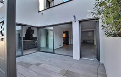 27 Rue de la République, Gignac, Hérault 34150