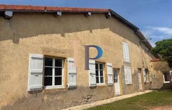 Charlieu, Rhône-Alpes 42190