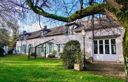 LA VILLENEUVE EN CHEVRIE, Île-de-France 78270