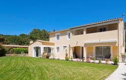 ROGNES, Provence-Alpes-Côte d'Azur 13840