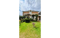Bourgueil, Centre 37140