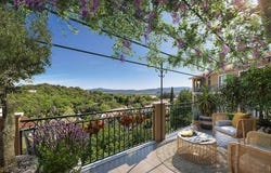 Grimaud, Provence-Alpes-Côte d'Azur 83310