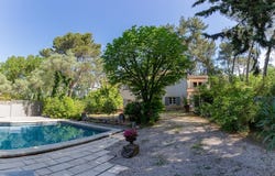 Luynes, Centre 37230